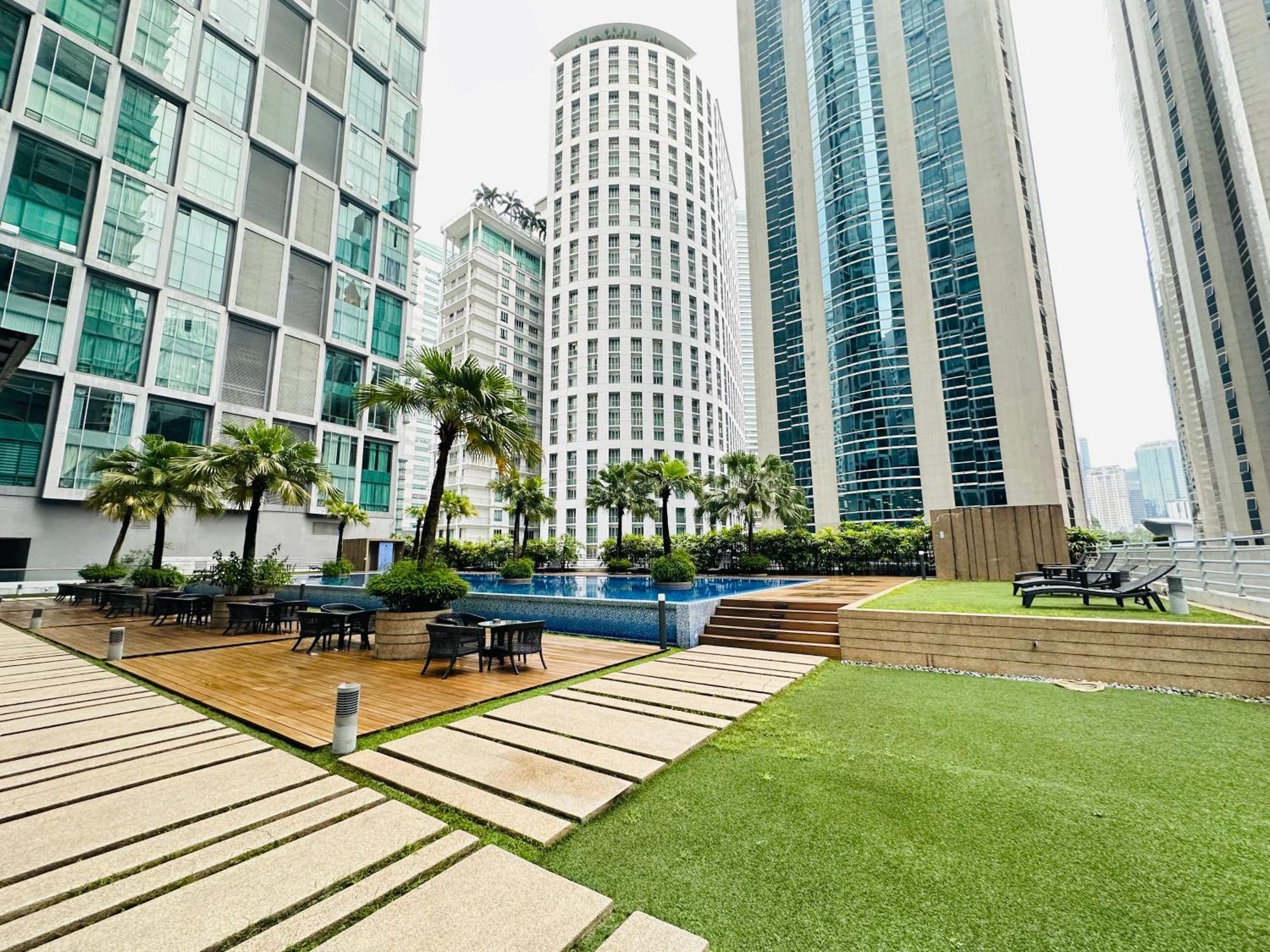 Soho Suites Klcc By Angel 쿠알라룸푸르 외부 사진
