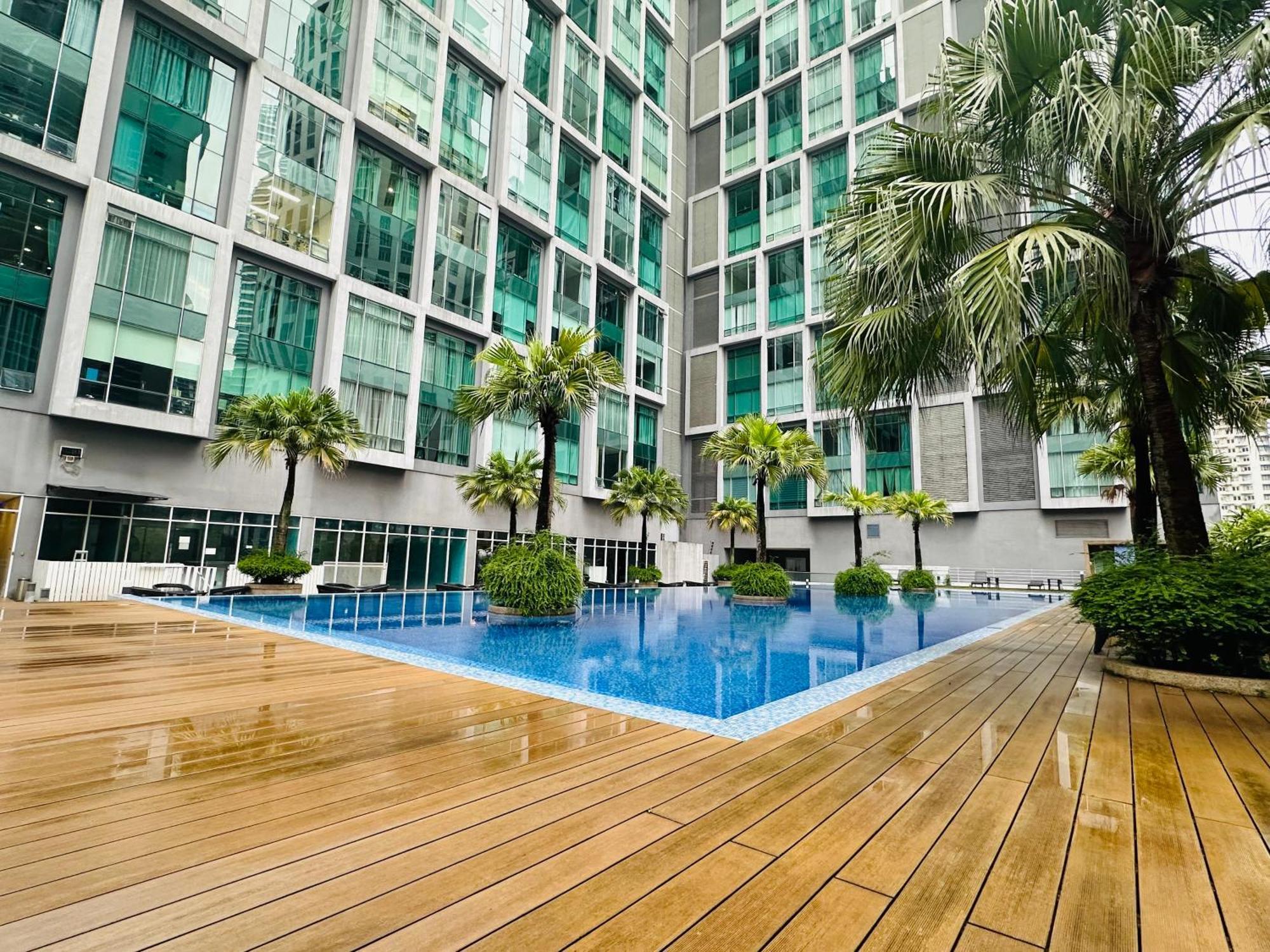 Soho Suites Klcc By Angel 쿠알라룸푸르 외부 사진