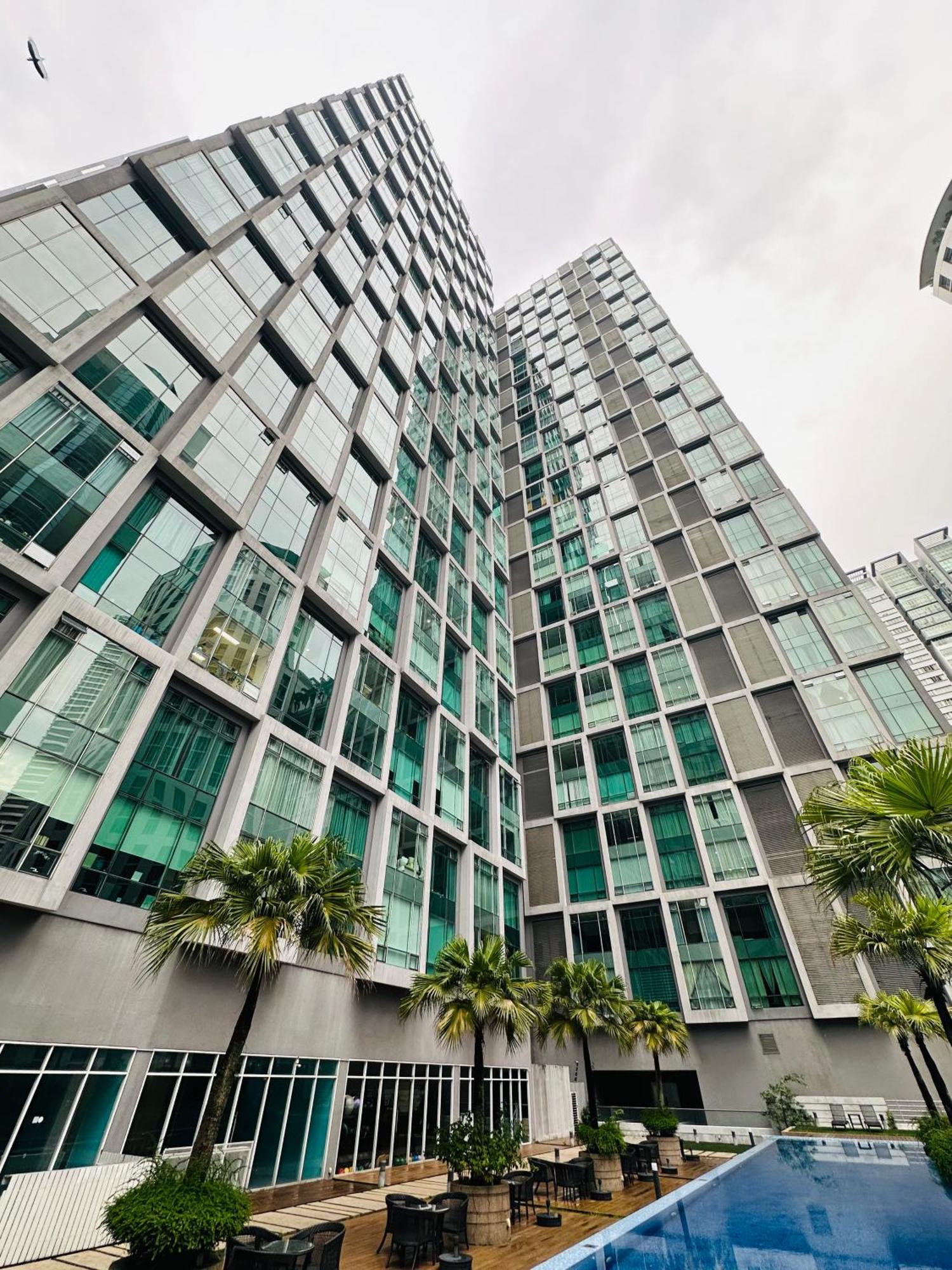 Soho Suites Klcc By Angel 쿠알라룸푸르 외부 사진