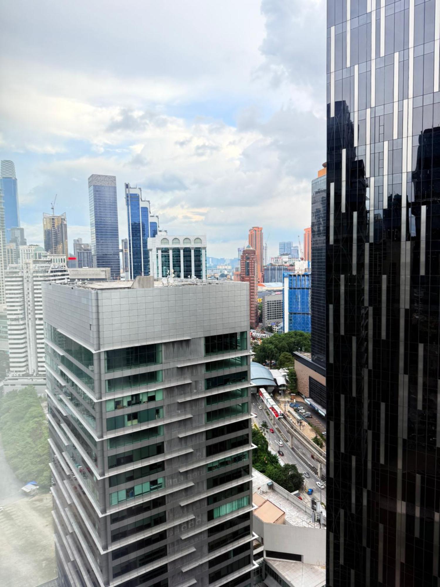 Soho Suites Klcc By Angel 쿠알라룸푸르 외부 사진